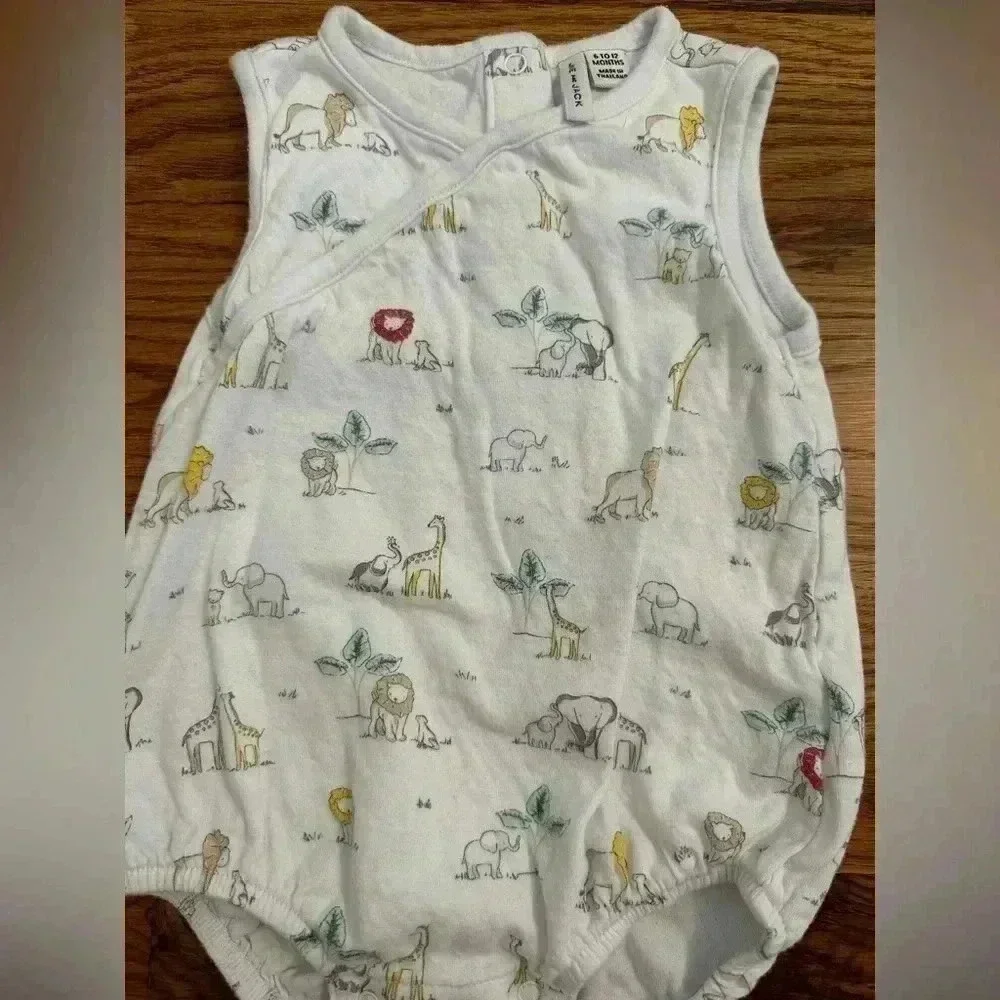 Janie and Jack Baby Safari Bodysuit size 6-12 months